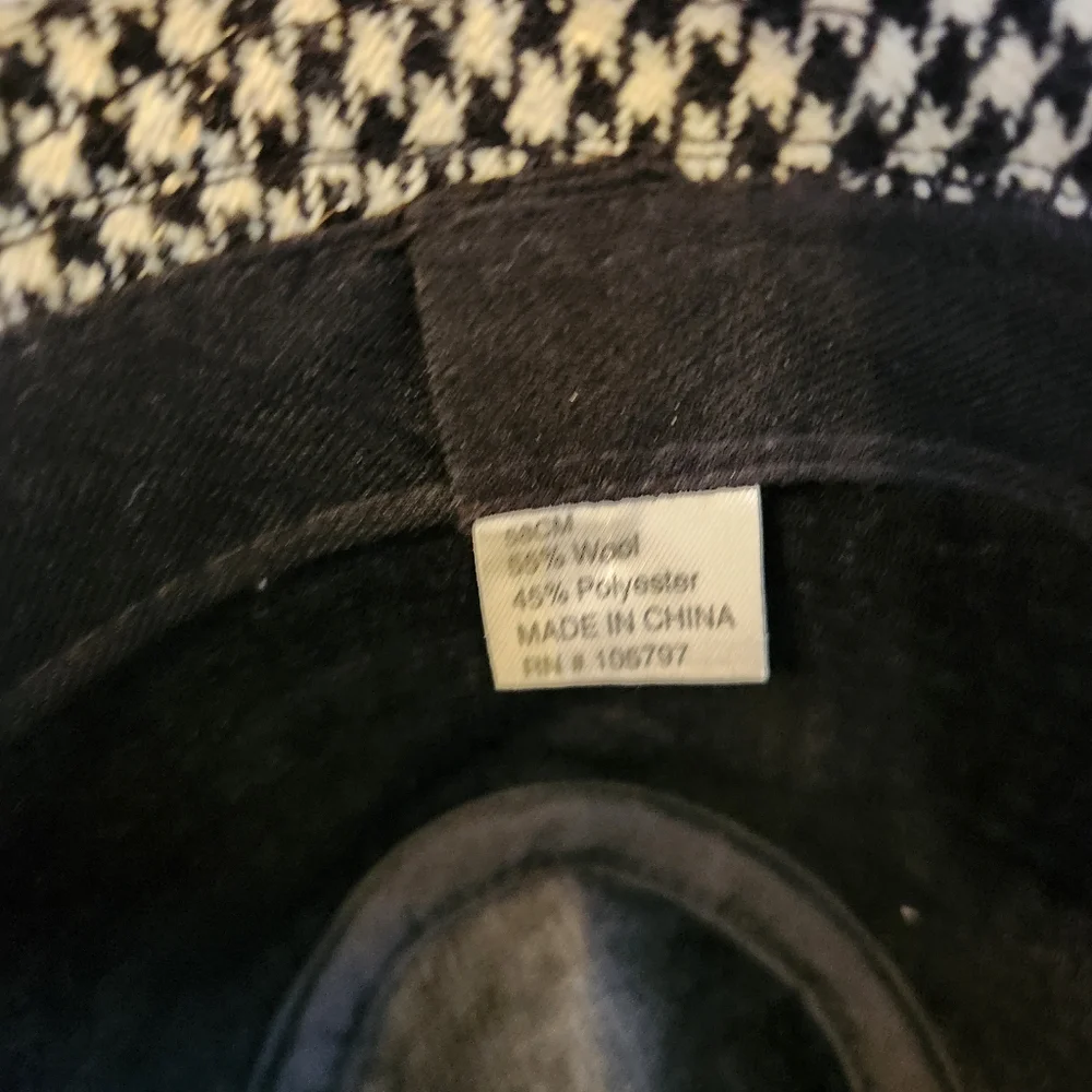 Black & White Houndstooth 